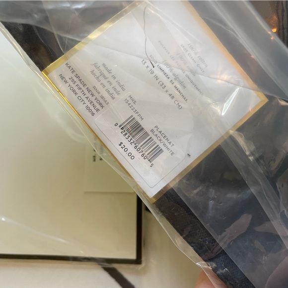 NWT Kate Spade Mr & Mrs Bundle -Balloons & Placemats - Picture 5 of 6